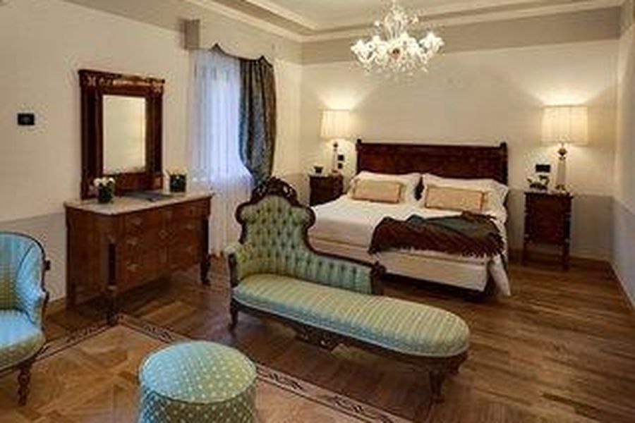 photo-1