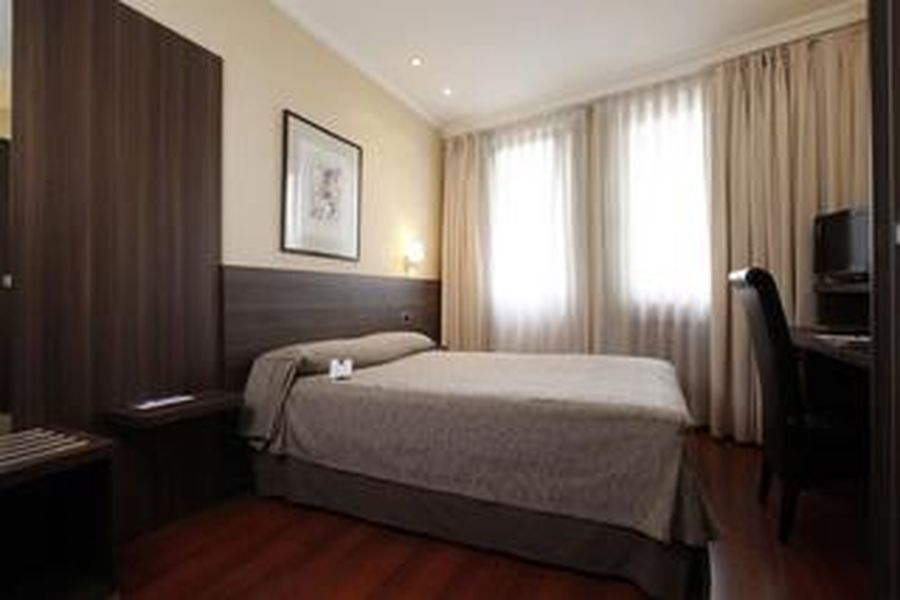 photo-1