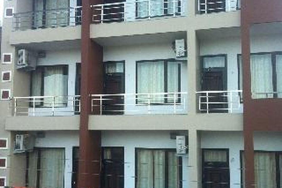 photo-0