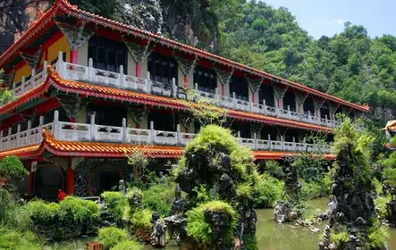Excursión privada de un día a Ipoh desde Kuala Lumpur con almuerzo