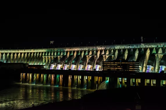 Iluminação da Barragem de Itaipu