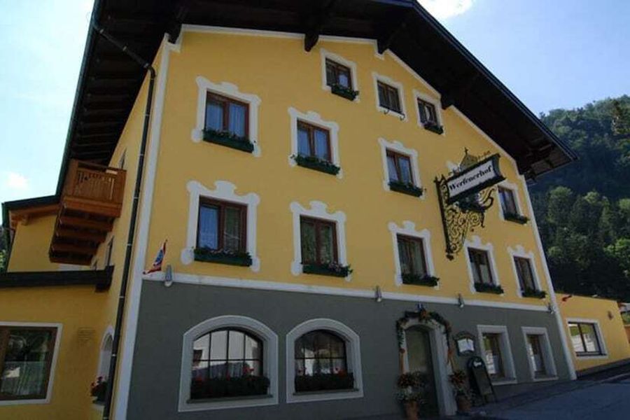 photo-0