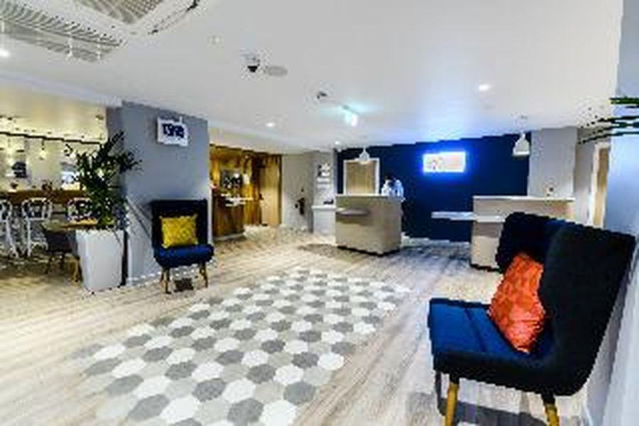 photo-1