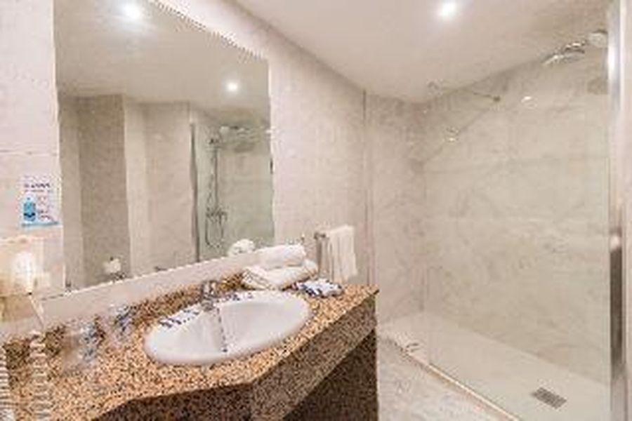 photo-1