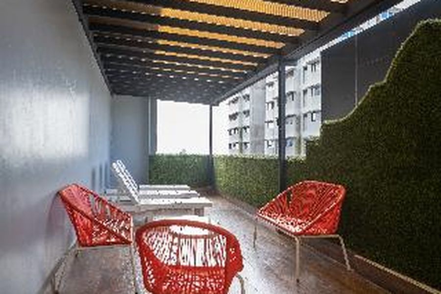 photo-1