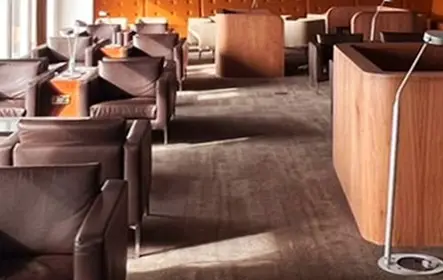 Aeroporto de Londres Heathrow T4: Blush Lounge by Plaza Premium Group Access