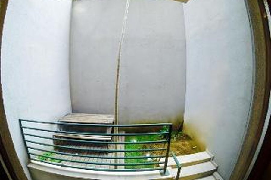 photo-0