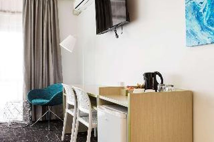 photo-1