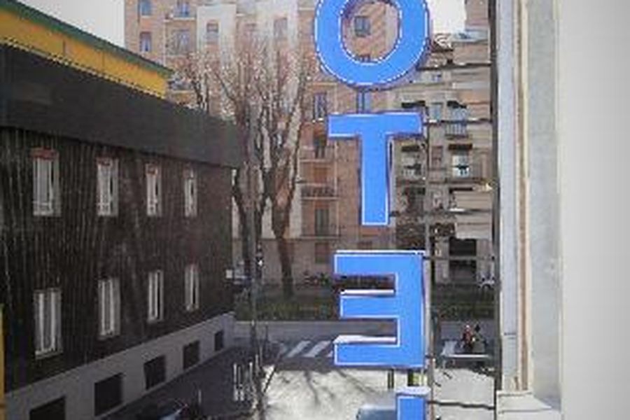 photo-0