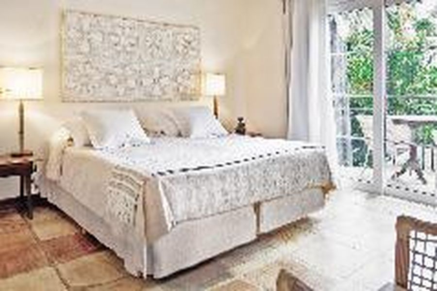 photo-1