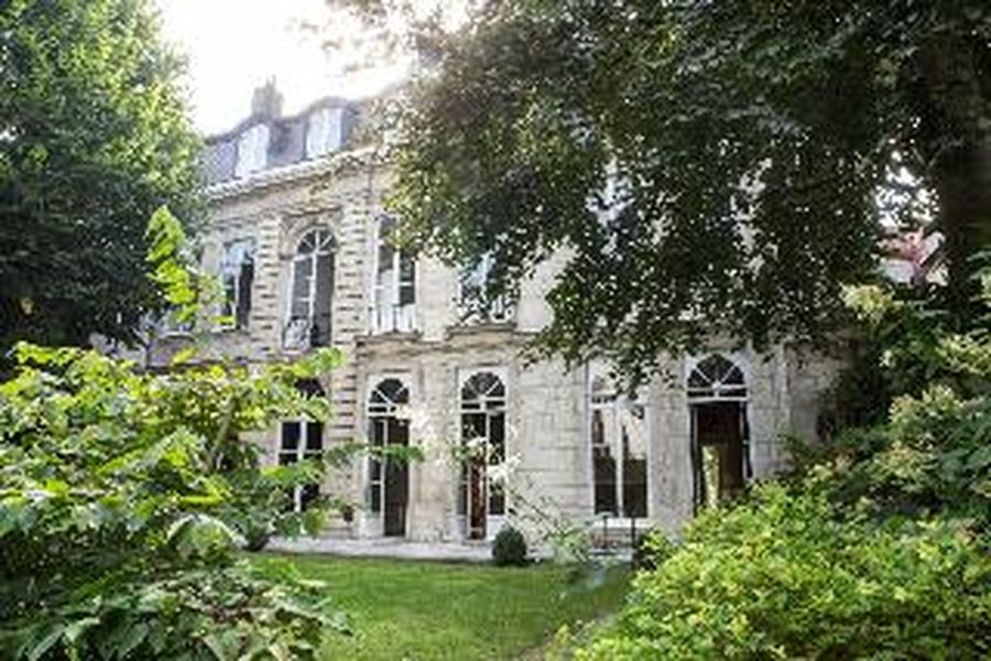 photo-1