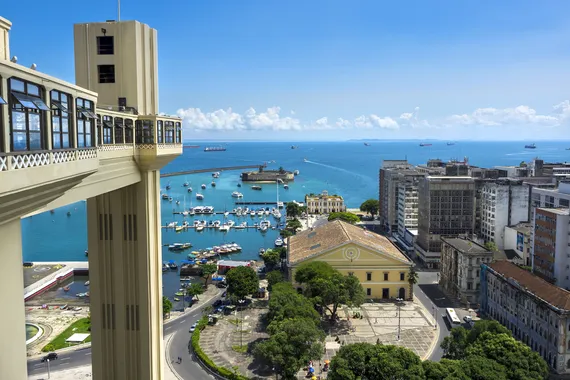 Vista de cima do Elevador Lacerda, em Salvador