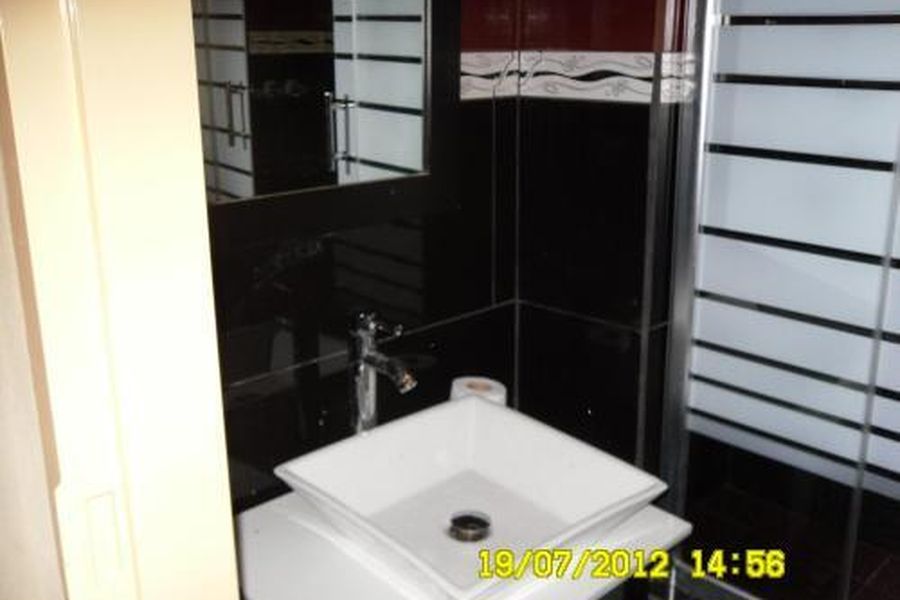 photo-0