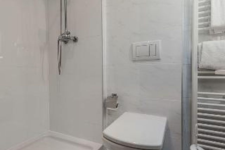 photo-0