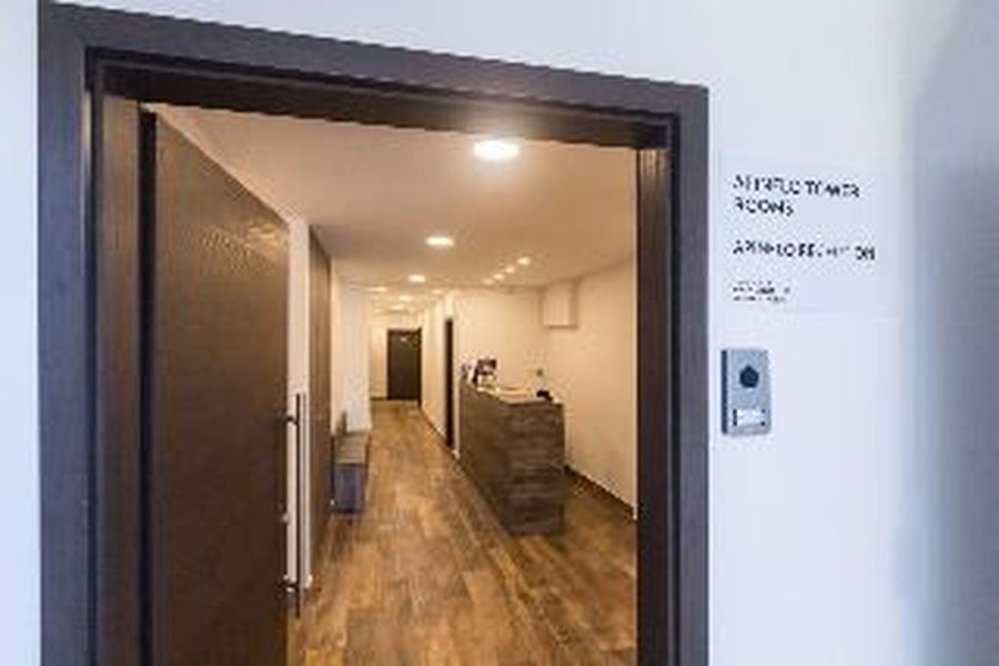 photo-0