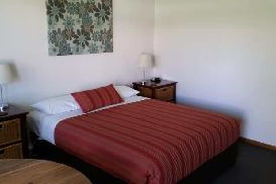 photo-0