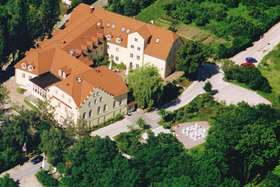photo-0