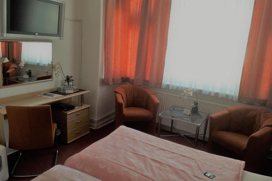 photo-1